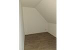 Dachgeschoßwohnung Edemissen - 4 Zimmer, 122 m&sup2;, 950&euro; | Angebot:25804869