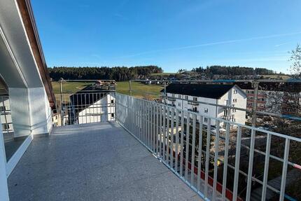 Wohnung Sankt Georgen im Schwarzwald - 2 Zimmer, 65 m&sup2;, 780&euro; | Angebot:25713662