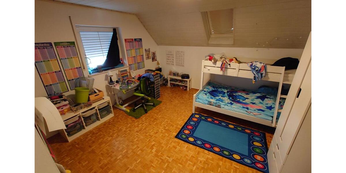 Einfamilienhaus Langquaid - 5 Zimmer, 145 m&sup2;, 1.360&euro; | Angebot:25498242