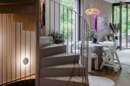Haus Berg - 5 Zimmer, 146 m&sup2;, 3.605&euro; | Angebot:26507550