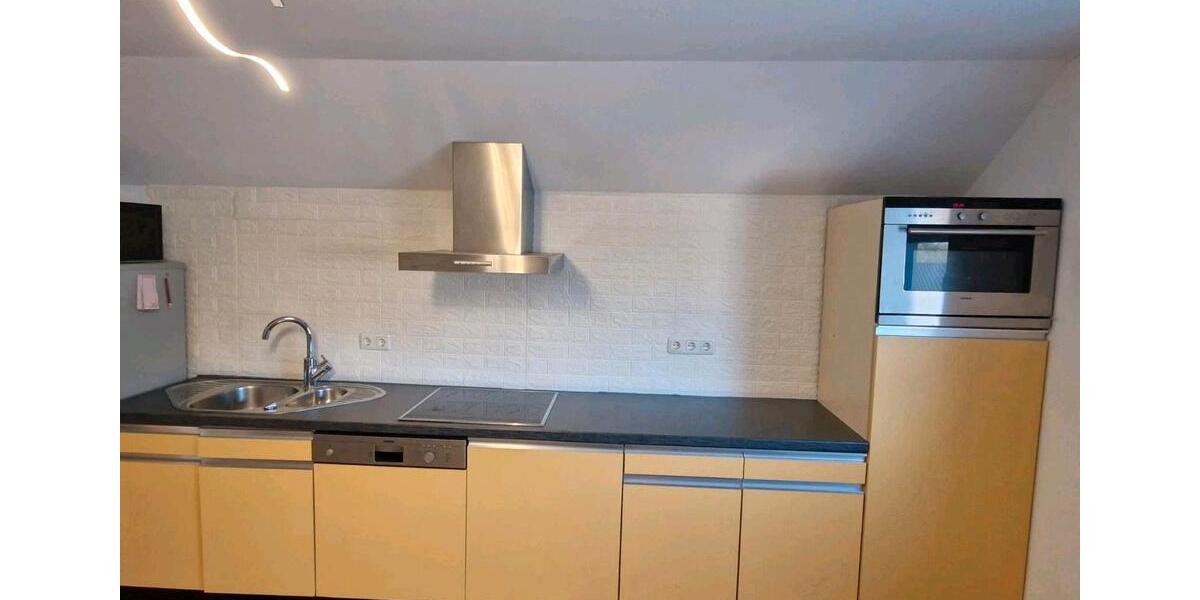 Dachgeschoßwohnung Etzenricht - 1 Zimmer, 34 m&sup2;, 400&euro; | Angebot:26275751