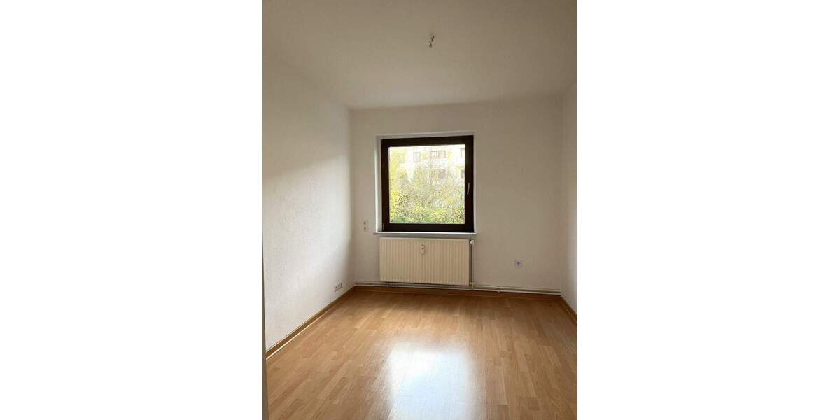 Zimmer Hildesheim Marienburger Höhe - 3 Zimmer, 70 m&sup2;, 770&euro; | Angebot:25835200