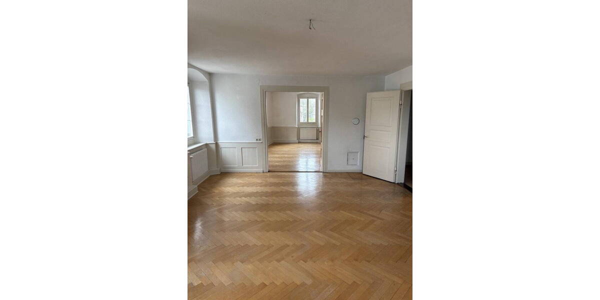 Etagenwohnung Radolfzell - 4 Zimmer, 143 m&sup2;, 1.680&euro; | Angebot:26681403