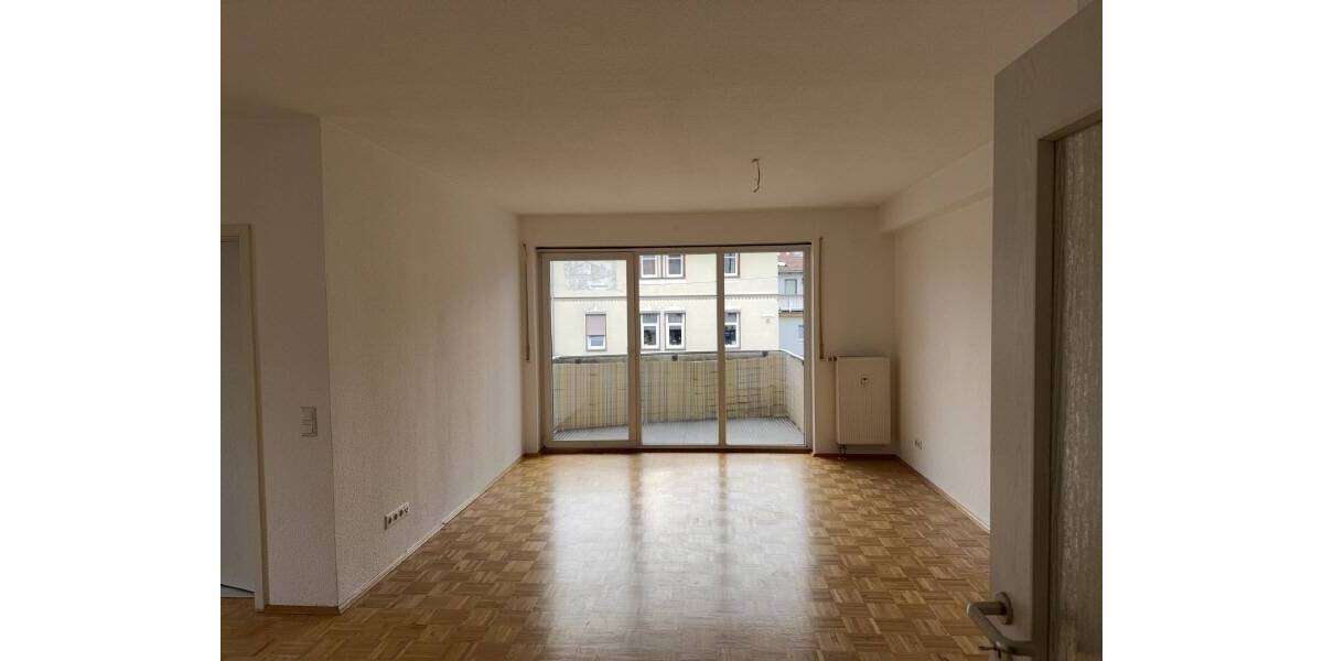 Etagenwohnung Gotha - 2 Zimmer, 66 m&sup2;, 561&euro; | Angebot:26766740