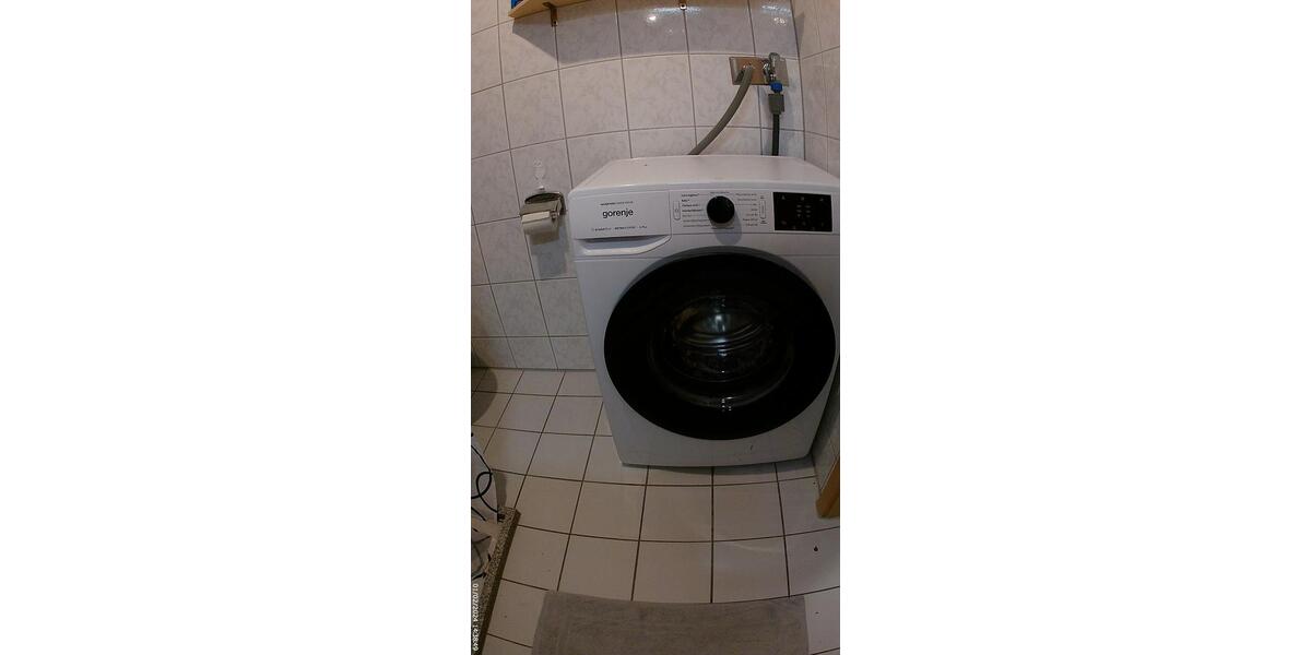 Etagenwohnung Neuhaus am Rennweg - 1 Zimmer, 27 m&sup2;, 188&euro; | Angebot:25753142