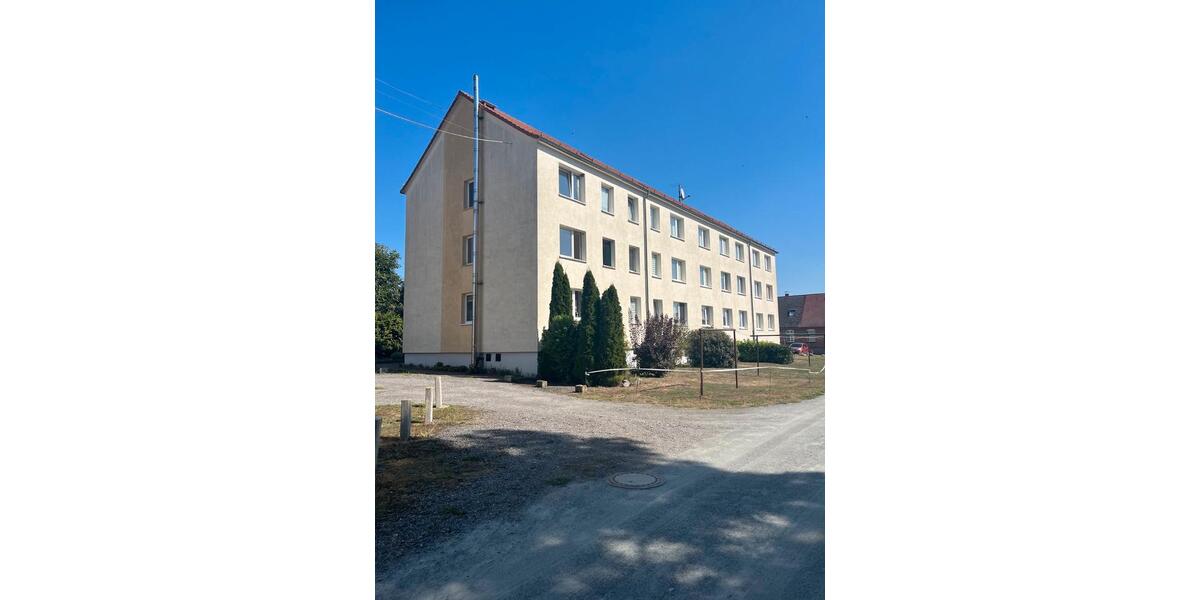 Erdgeschoßwohnung Stavenhagen - 2 Zimmer, 55 m&sup2;, 300&euro; | Angebot:26380501