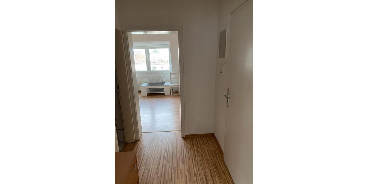Dachgeschoßwohnung Essen Stadtbezirk III - 2.5 Zimmer, 43 m&sup2;, 680&euro; | Angebot:25545178