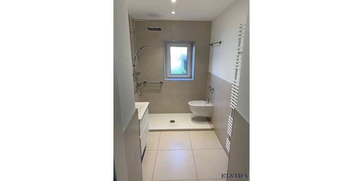 Etagenwohnung München Pasing-Obermenzing - 3 Zimmer, 97 m&sup2;, 1.950&euro; | Angebot:26082708