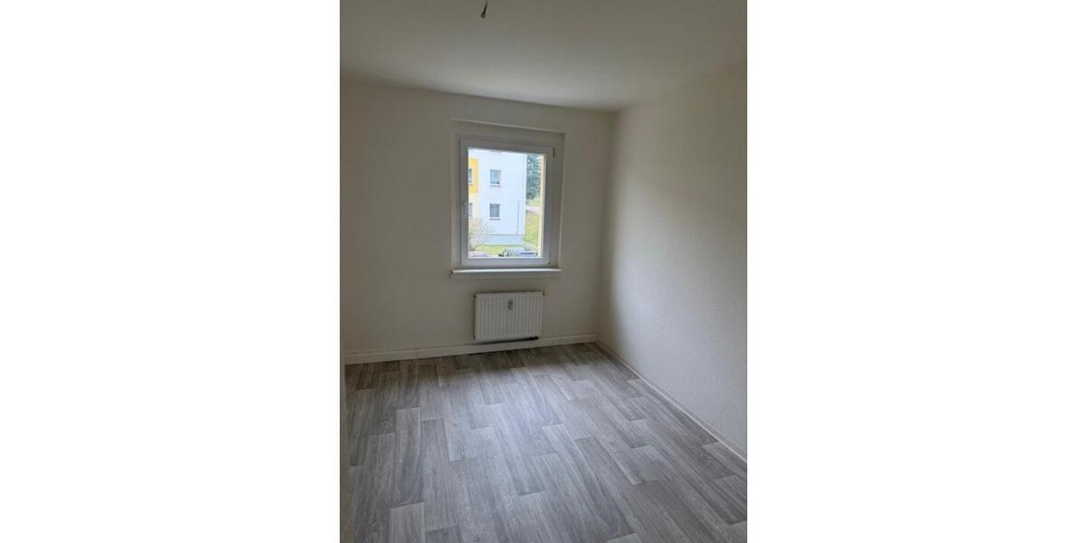 Etagenwohnung Wilsdruff - 2 Zimmer, 48 m&sup2;, 286&euro; | Angebot:25327303