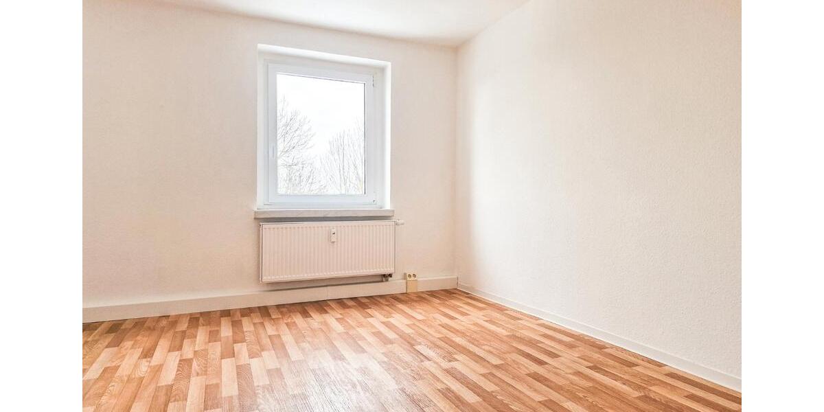 Etagenwohnung Glauchau - 1 Zimmer, 33 m&sup2;, 195&euro; | Angebot:26491703