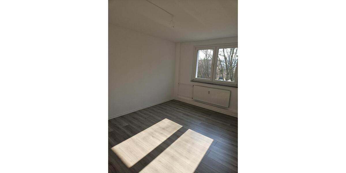 Etagenwohnung Bad Frankenhausen/Kyffhäuser Kyffhäuser - 4 Zimmer, 77 m&sup2;, 420&euro; | Angebot:25432787