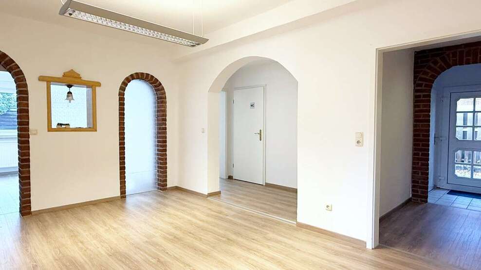 Wohnung zum Mieten in Wiesmoor 960 € 120 m² 3 zimmer