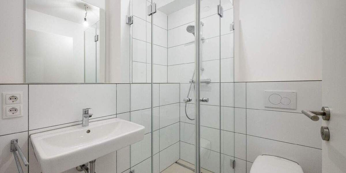 Etagenwohnung München Neuhausen-Nymphenburg - 4 Zimmer, 126 m&sup2;, 3.450&euro; | Angebot:24760883