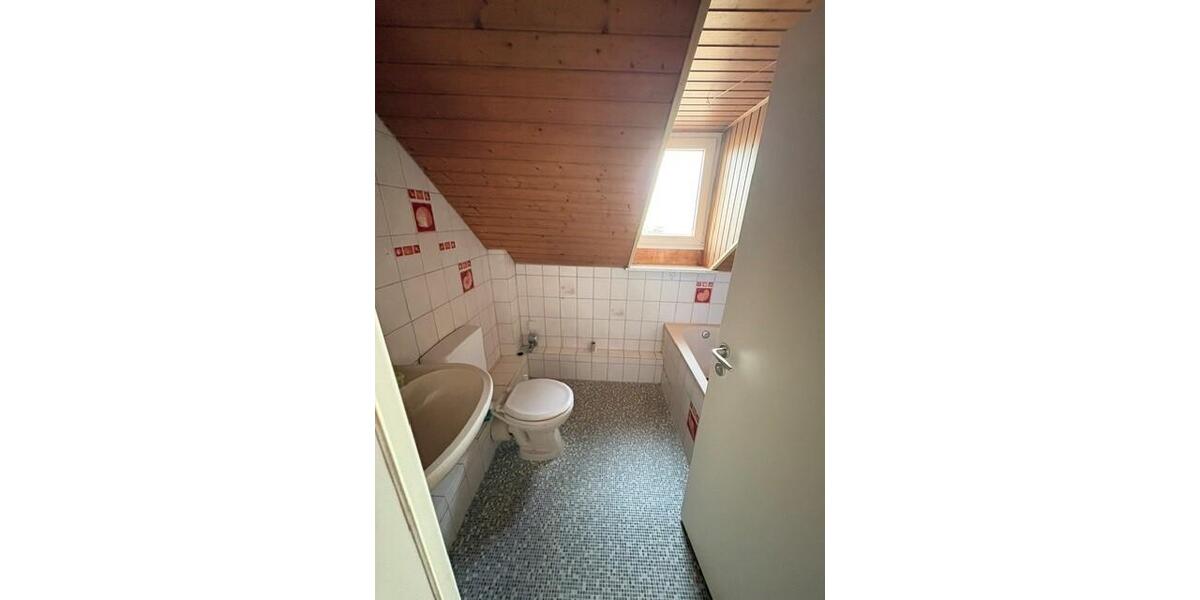 Etagenwohnung Sulzbach (Saar) - 2 Zimmer, 64 m&sup2;, 500&euro; | Angebot:26517863