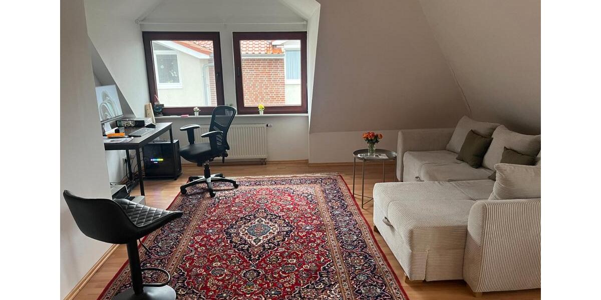 Dachgeschoßwohnung Oldenburg Eversten - 2 Zimmer, 50 m&sup2;, 680&euro; | Angebot:26035343