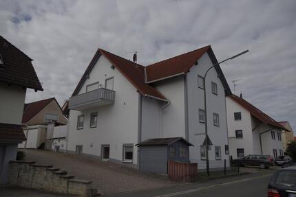 Wohnung Weisendorf - 3 Zimmer, 95 m&sup2;, 900&euro; | Angebot:25268765