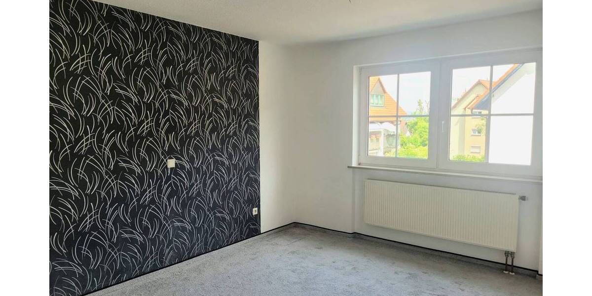 Etagenwohnung Hildburghausen - 2 Zimmer, 66 m&sup2;, 500&euro; | Angebot:25679323