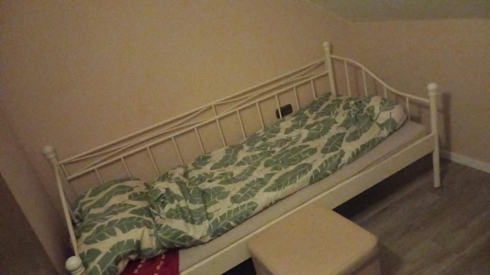 Dachgeschoßwohnung Bad Neustadt an der Saale - 1 Zimmer, 50 m&sup2;, 400&euro; | Angebot:25874958