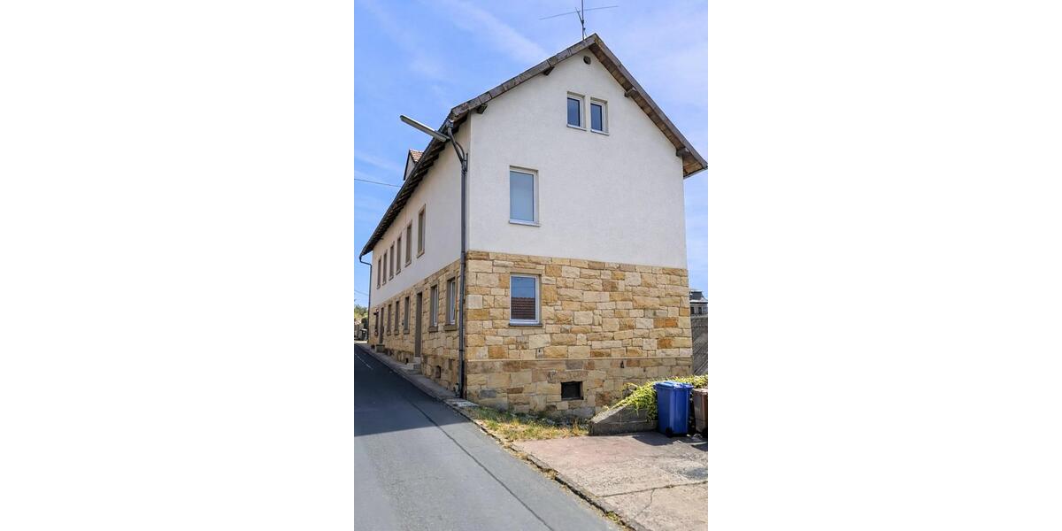 Etagenwohnung Burgpreppach - 4 Zimmer, 75 m&sup2;, 7&euro; | Angebot:25539763