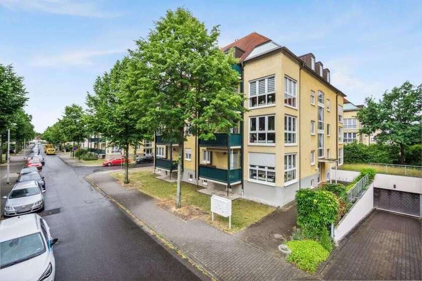 Wohnung zum Mieten in Dresden 680 € 64.21 m²