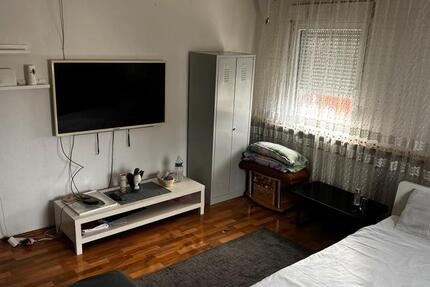 WG Zimmer Damen und Herren 1 zimmer