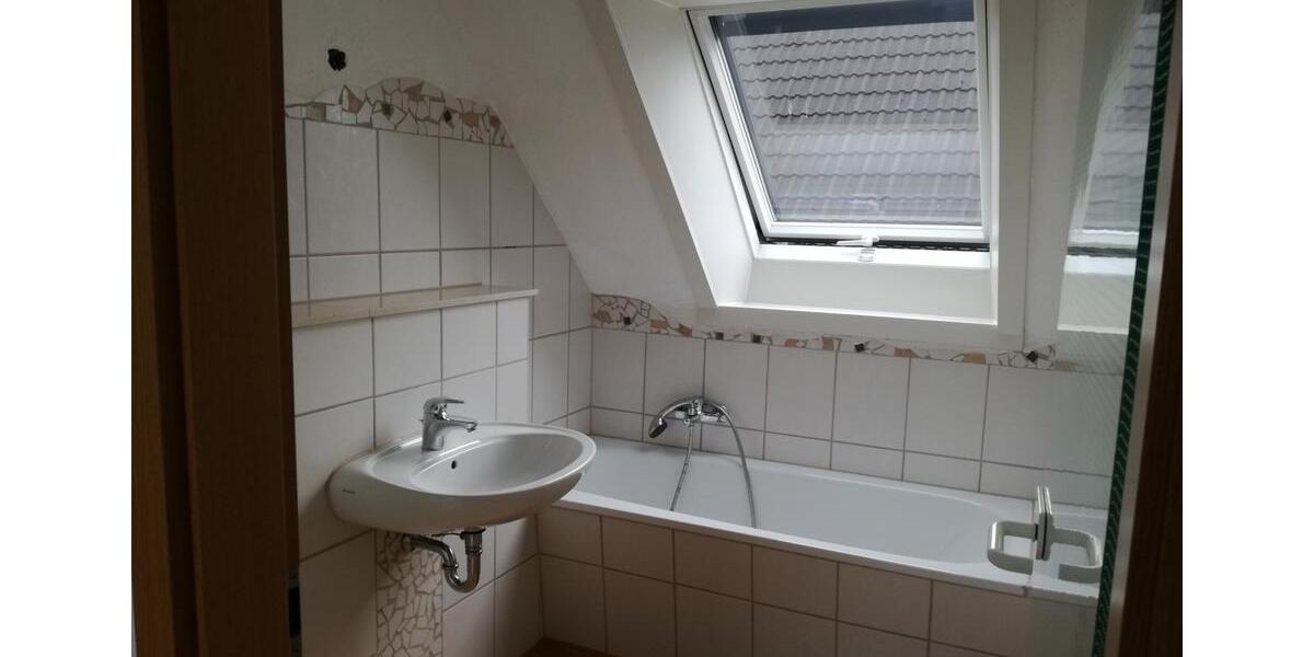 Dachgeschoßwohnung Bad Münder am Deister - 2 Zimmer, 45 m&sup2;, 470&euro; | Angebot:26039703