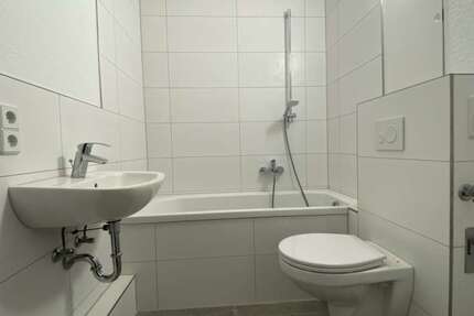Wohnung Suhl Lauter - 3 Zimmer, 54 m&sup2;, 352&euro; | Angebot:26769078