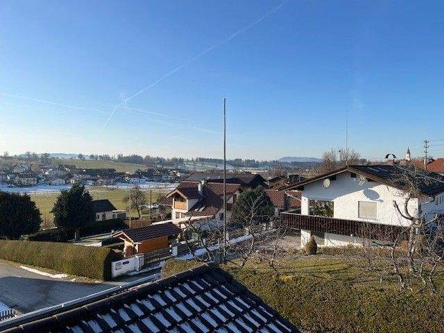 Moderne möblierte Wohnung mit großem Balkon in Eglfing 3 zimmer