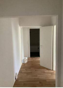 Kleine 4- Zimmer Wohnung ab 01.09.2025