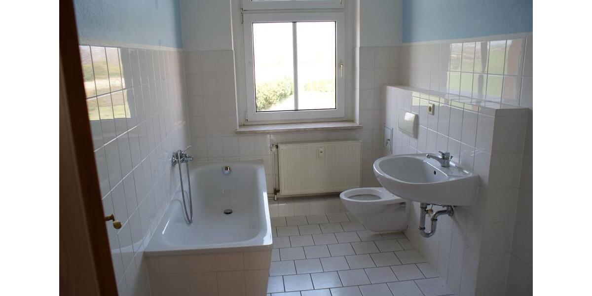 Etagenwohnung Staßfurt - 2 Zimmer, 59 m&sup2;, 330&euro; | Angebot:26633184