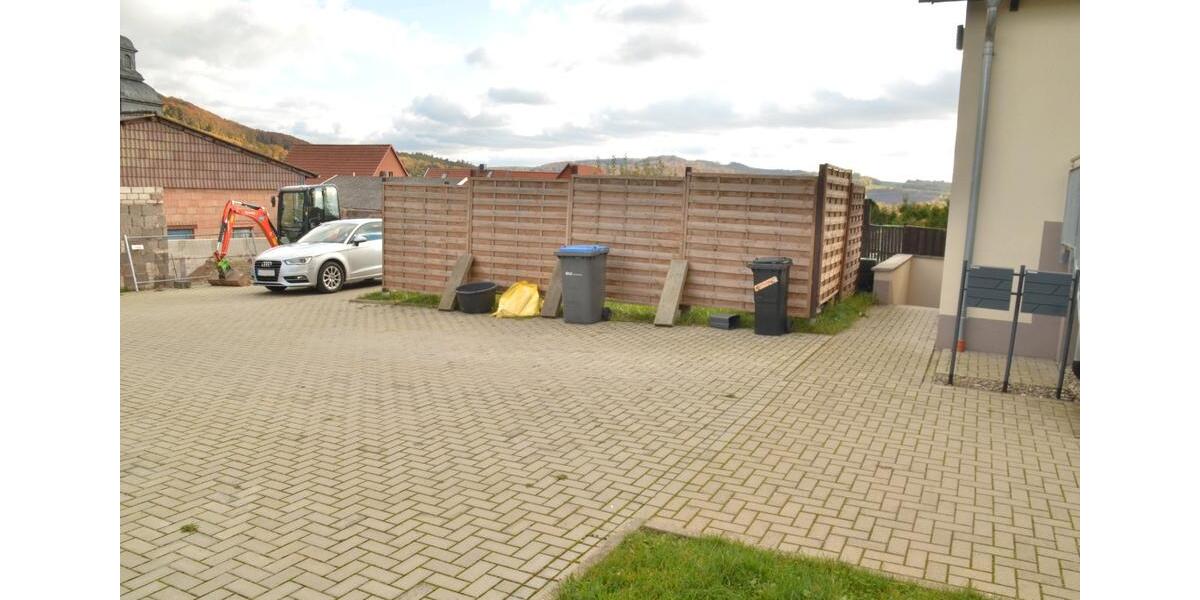 Erdgeschoßwohnung Breitenworbis - 4 Zimmer, 105 m&sup2;, 662&euro; | Angebot:26577957