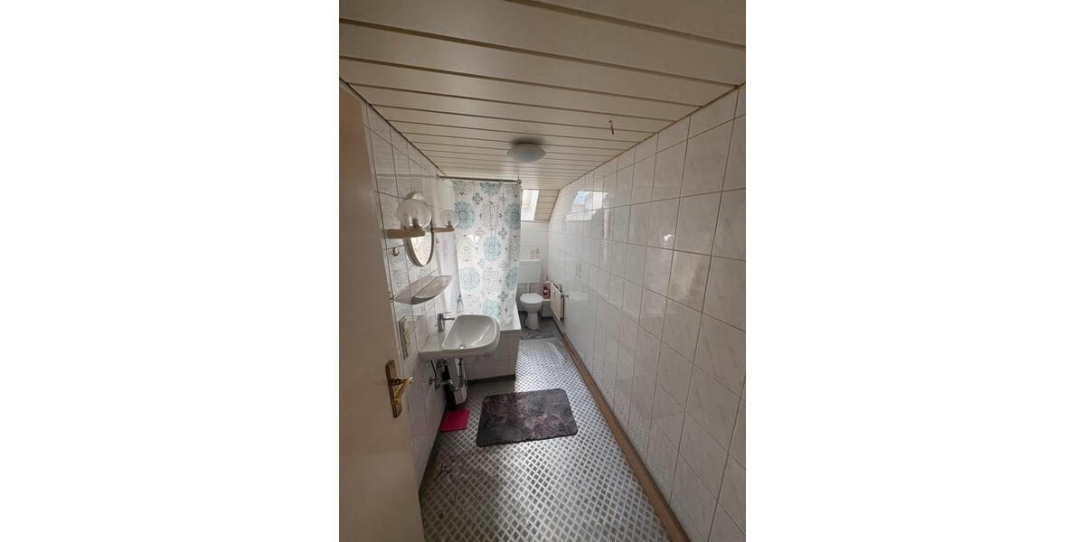 Etagenwohnung Springe - 3 Zimmer, 85 m&sup2;, 795&euro; | Angebot:26676463