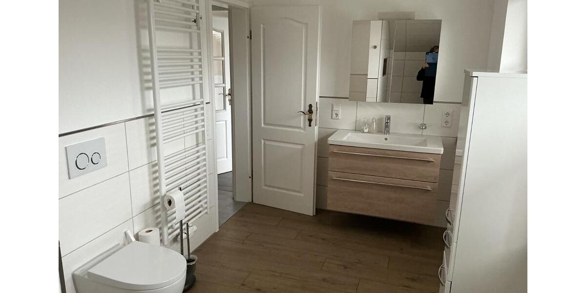 Dachgeschoßwohnung Kirchlengern - 2 Zimmer, 80 m&sup2;, 850&euro; | Angebot:25999471