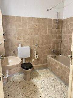 Etagenwohnung Kassel Wesertor - 3 Zimmer, 61 m&sup2;, 436&euro; | Angebot:24778904