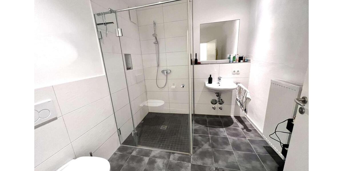 Etagenwohnung Straubing - 1 Zimmer, 32 m&sup2;, 290&euro; | Angebot:24996388