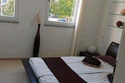 Modern möblierte 4 Zimmer Wohnung in Frankfurt zu vermieten.