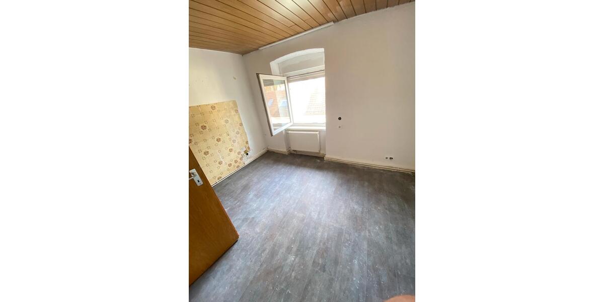 Etagenwohnung Werdohl - 4 Zimmer, 98 m&sup2;, 520&euro; | Angebot:25990090