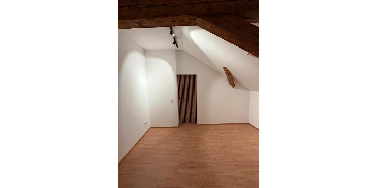 Etagenwohnung Geiselhöring - 2 Zimmer, 67 m&sup2;, 715&euro; | Angebot:26671321