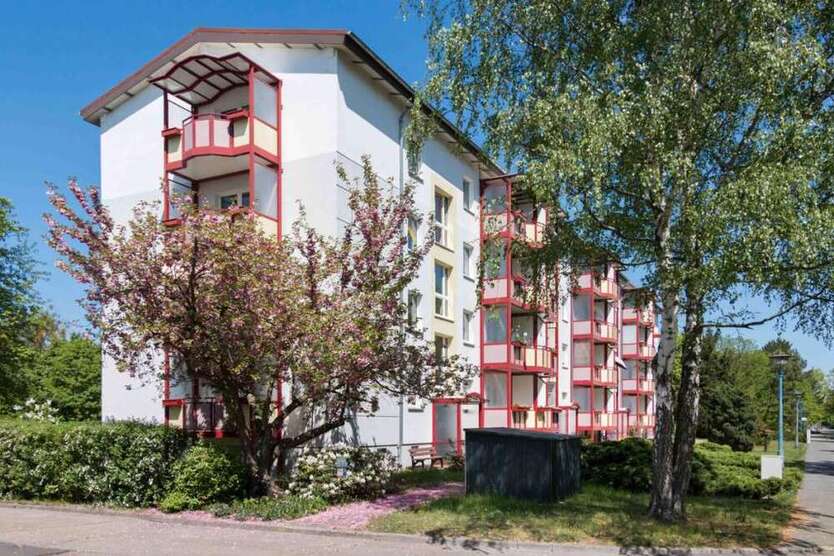 Wohnung zum Mieten in Hoyerswerda 332 € 60.51 m²