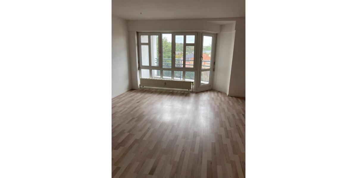 Dachgeschoßwohnung Freital - 2 Zimmer, 52 m&sup2;, 456&euro; | Angebot:13184124