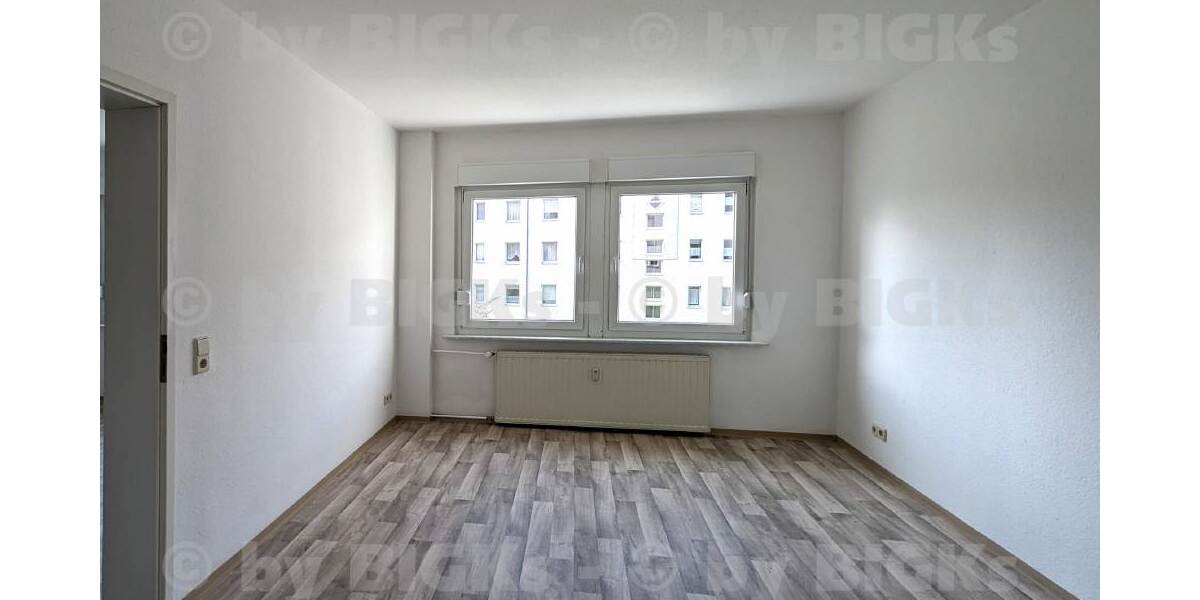 BIGKs: Suhl - Lautenberg - 4 Raum Wohnung Suhl,sep.Küche,Wannenbad, Balkon (-;) - Etagenwohnung Suhl Suhl Lautenberg | Angebot:27200731
