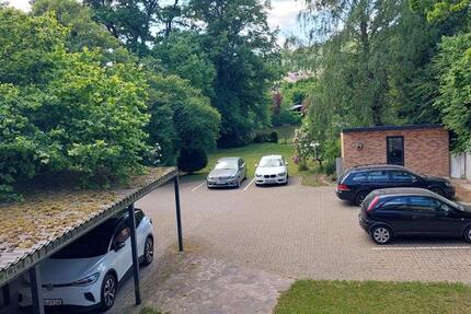 Voll ausgestattets Frauen WG Zimmer mit Balkon und Stellplatz 14 zimmer