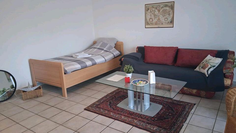 Wohnen auf Zeit Rösrath - 2 Zimmer, 20 m&sup2;, 35&euro; | Angebot:26704083