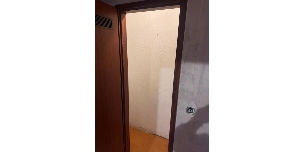 Erdgeschoßwohnung Vaihingen an der Enz - 2 Zimmer, 65 m&sup2;, 1.350&euro; | Angebot:26199089