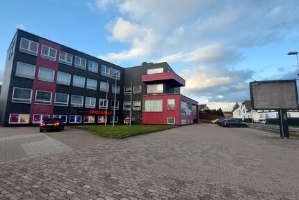 Büro, Praxisflächen, Start Up, Studio, etc. zimmer