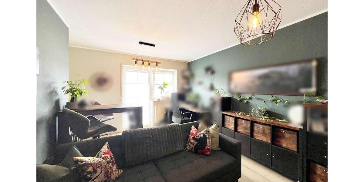 Etagenwohnung Ronneburg - 2 Zimmer, 57 m&sup2;, 400&euro; | Angebot:25901638