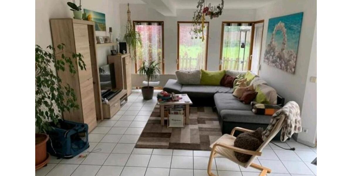 Etagenwohnung Bitz - 3 Zimmer, 96 m&sup2;, 900&euro; | Angebot:26525463
