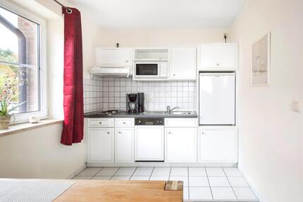 Wohnen auf Zeit Rosengarten - 14 Zimmer, 600 m&sup2;, 60&euro; | Angebot:25217073