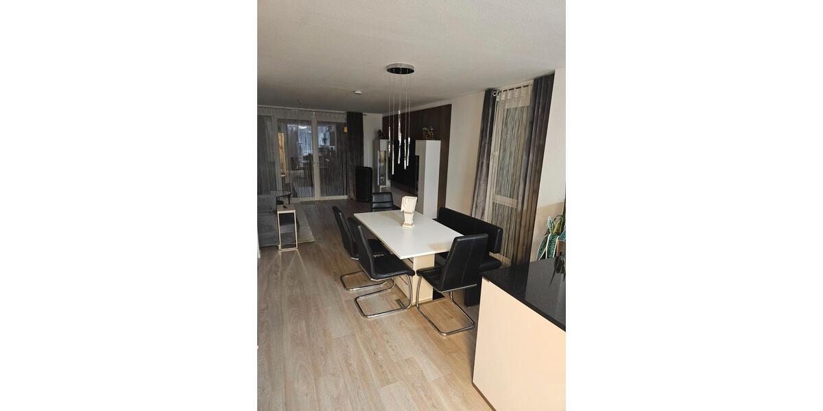 Reihenhaus Fernwald - 5 Zimmer, 135 m&sup2;, 1.700&euro; | Angebot:26040885