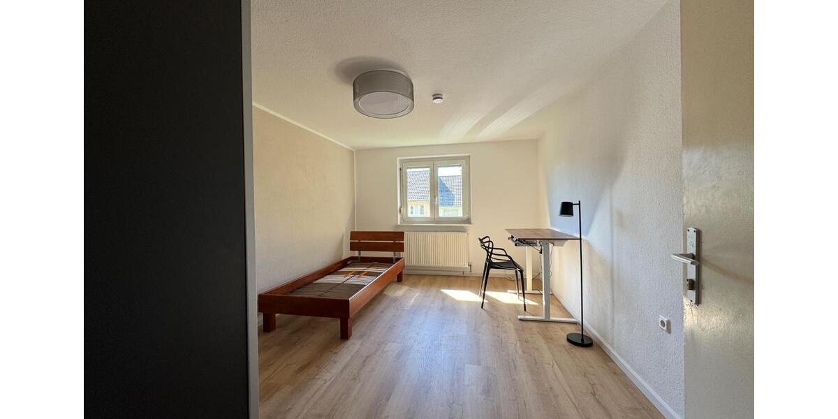 Wohnen auf Zeit Ludwigsburg Eglosheim - 1 Zimmer, 16 m&sup2;, 460&euro; | Angebot:26642113